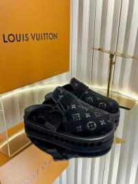 Picture of Louis Vuitton Slippers _SKULVsz35-45mnq01141083